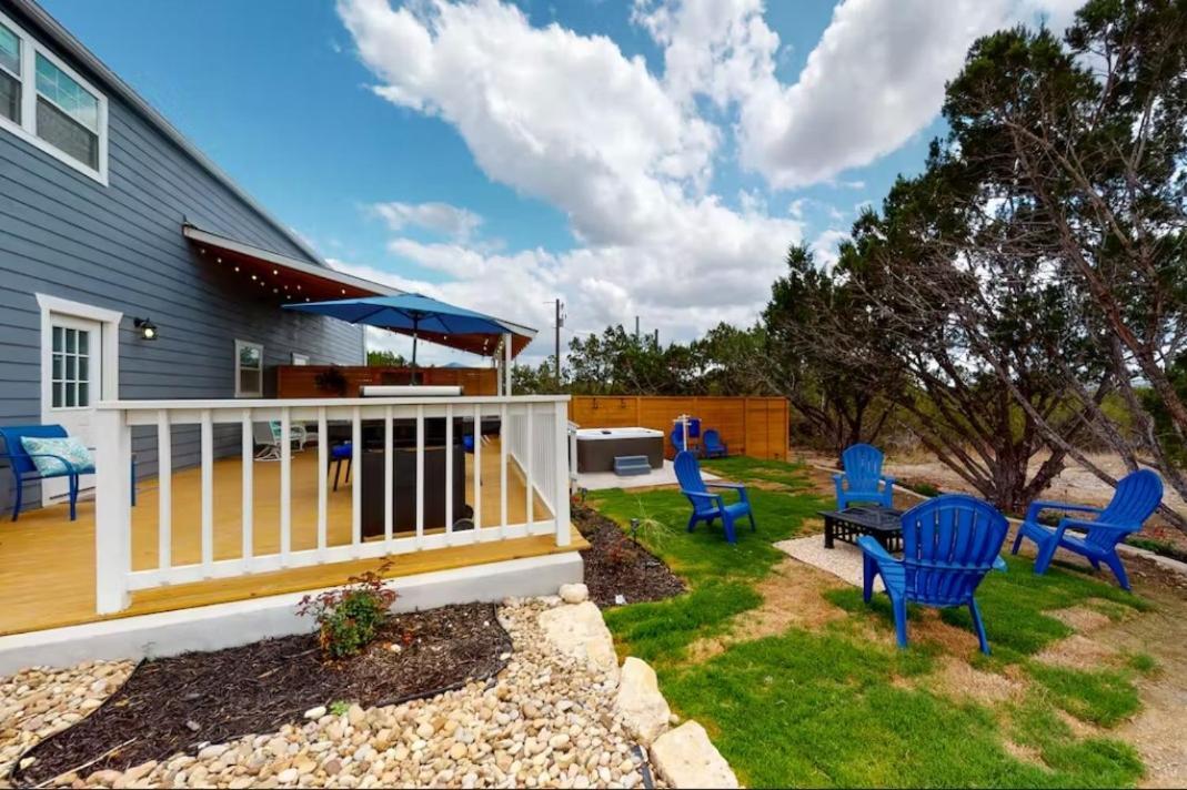 Blue Oasis In The Hill Country Hotel เคอร์วิลล์ ภายนอก รูปภาพ